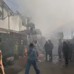 AHORA: Incendio afecta a dos viviendas en sector sur de Los Ángeles, Cedidas