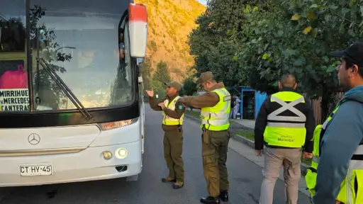 Operativo de fiscalización en Antuco: revisión del transporte escolar para proteger a los menores
