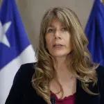 La ministra de Energía, Ximena Rincón, abordó la contingencia tras el anuncio de una subida que, desde este jueves, fluctúa entre los $370 y $580 por litro, generando preocupación entre automovilistas y transportistas., Radio UChile