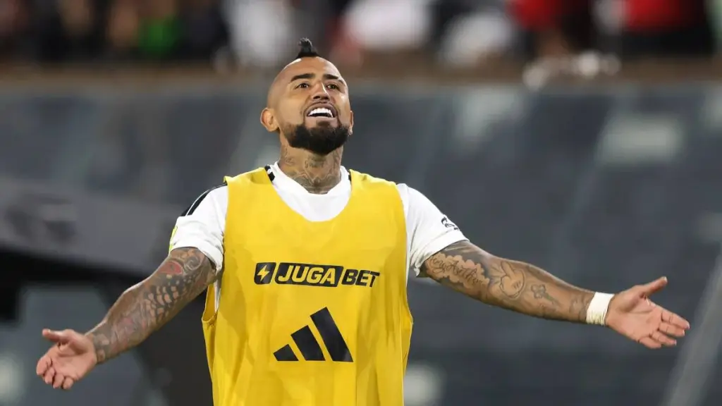 Los seguidores albos comentan intensamente las alternativas del partido en diversas redes sociales.