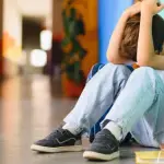 El avance del proyecto ha generado reacciones diversas en el ámbito educacional y político., contexto