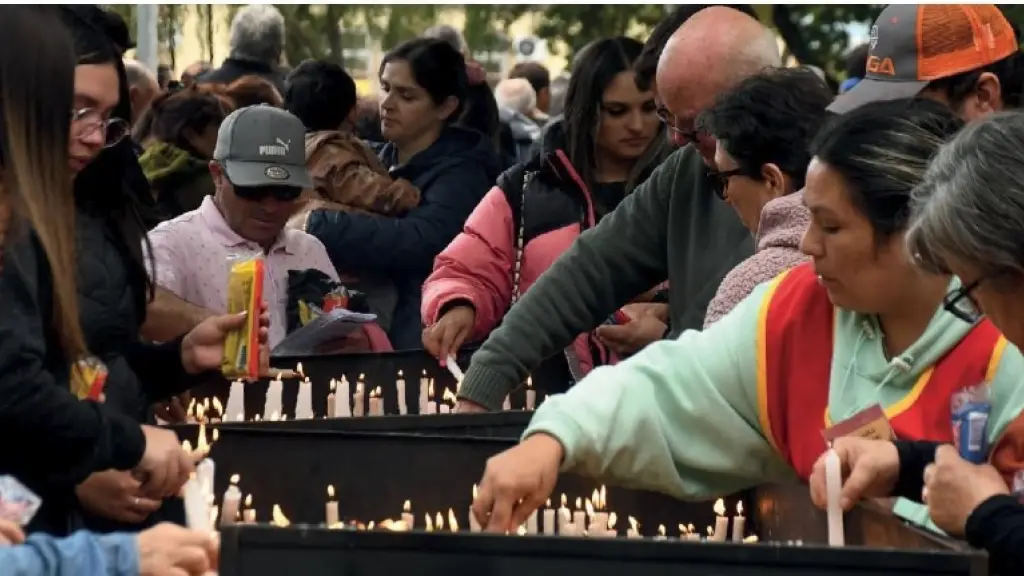 Familias completas llegaron hasta Yumbel para mantener viva una de las manifestaciones de fe más importantes del sur de Chile., Diario La Tribuna