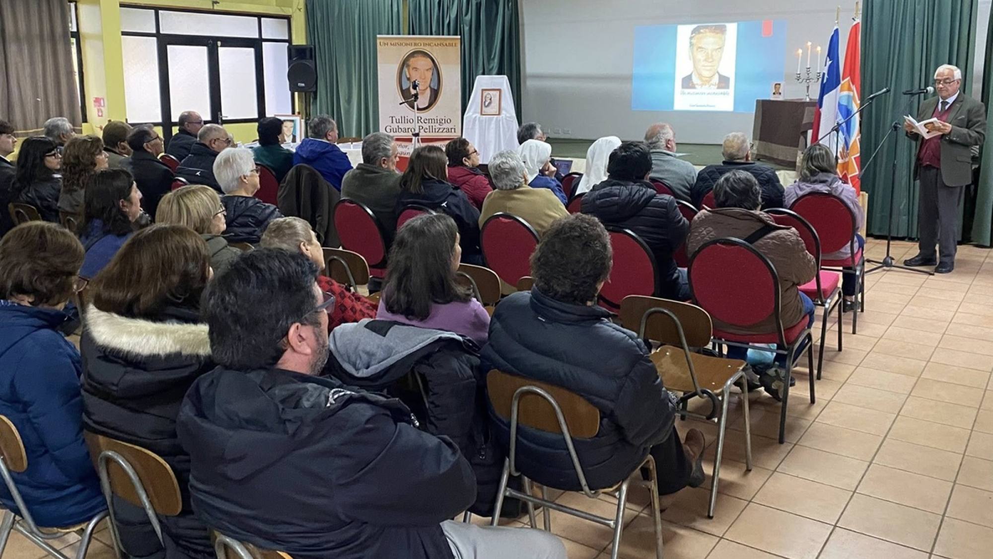 Valoran difusión de libro sobre sacerdote Remigio Gúbaro en Santa Bárbara