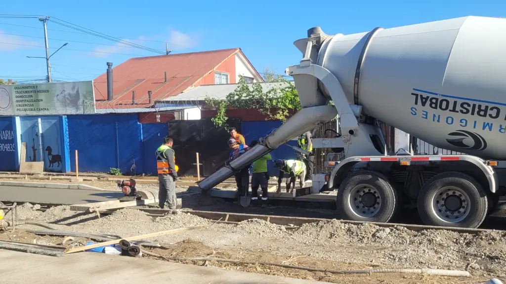 Vecinos piden suspender obras en Costanera Quilque por rebalse de aguas servidas, Cedida