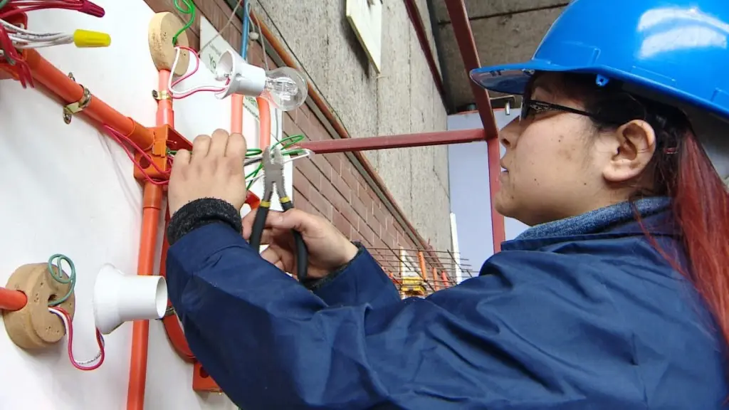 En casos más complejos, un gasfiter puede ser una forma de evitar daños mayores.
