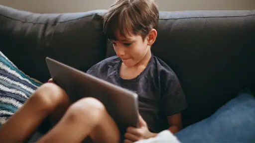 Amenazas de tiroteos en colegios alertan por fenómeno de imitación y redes sociales