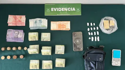 Operativo policial deja dos detenidos por presunta venta ilegal de drogas en Nacimiento