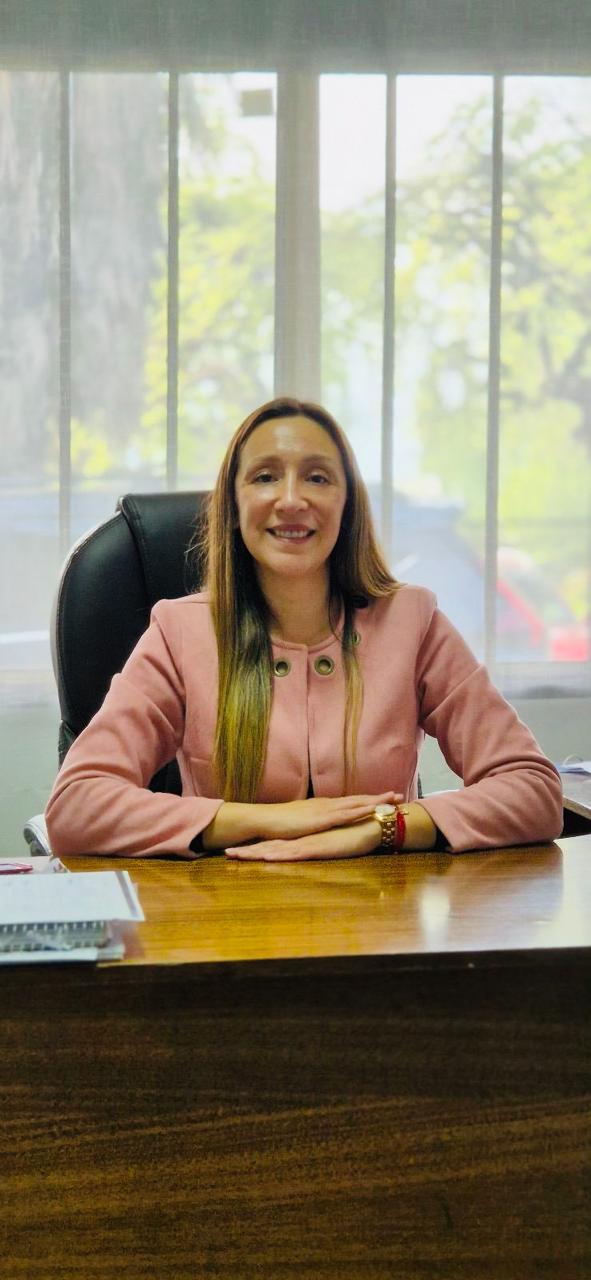 Carolina Toledo Bastías cuenta con experiencia en educación rural y formación en liderazgo directivo. / Cedida