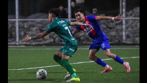 Comunal Cabrero ilusiona a su hinchada en Noche Verde firmando un intenso empate ante Iberia CDSC