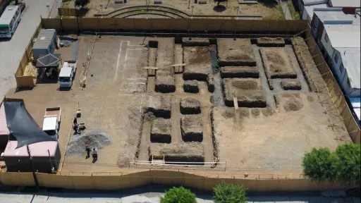 Primera piedra marca inicio de la reposición del jardín infantil Piecesitos de Ayün en Negrete