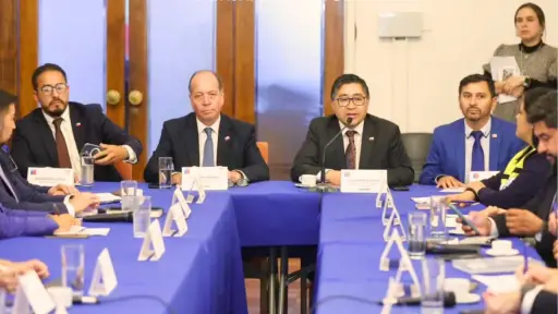Delegado provincial participa en reunión de gabinete regional en Concepción