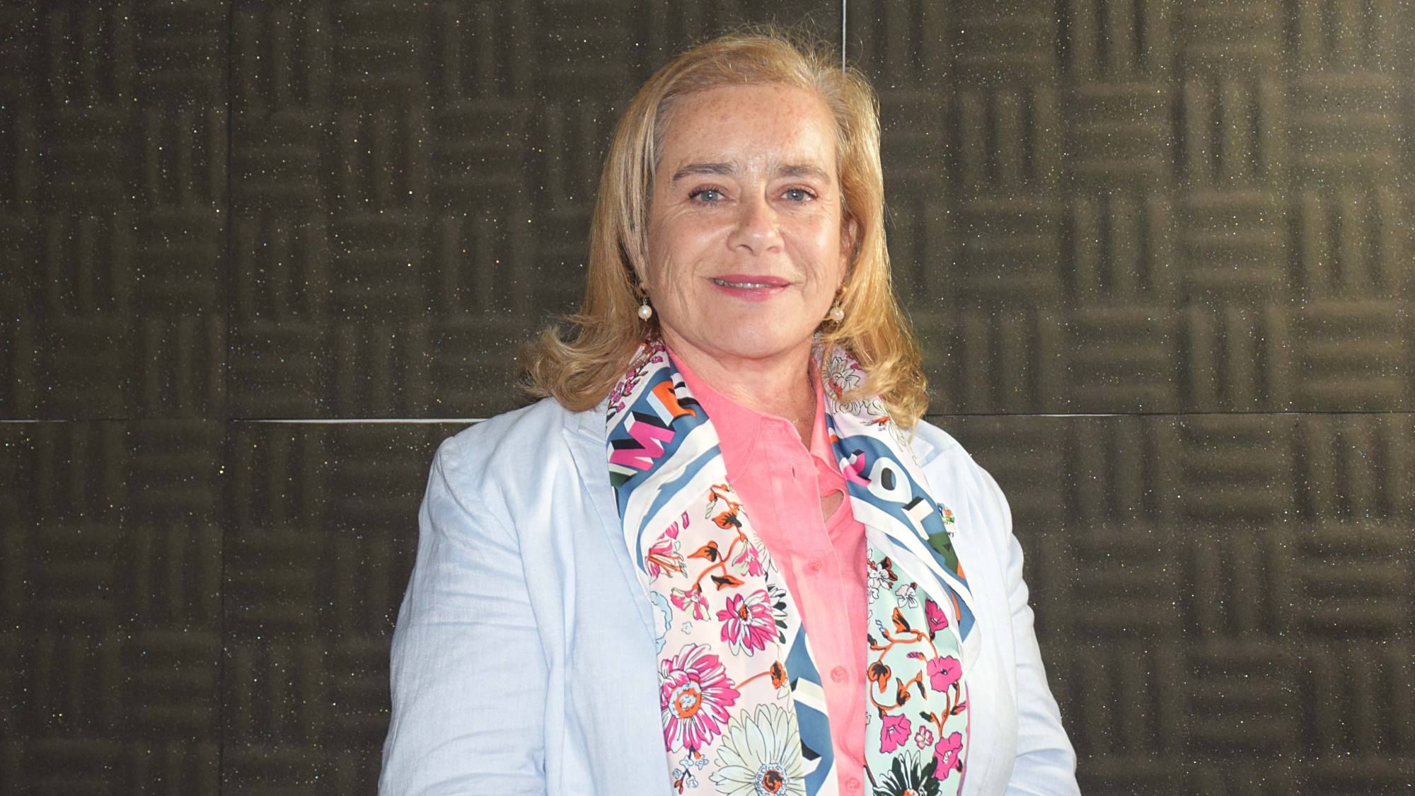 Diputada Flor Weisse respalda propuesta para extender horarios en servicios públicos y facilitar trámites a la ciudadanía