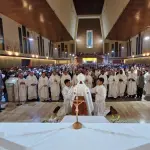 Durante la Misa Crismal, presidida por el obispo, se consagrarán los óleos utilizados en los sacramentos y el clero diocesano renovará sus promesas en una de las ceremonias más significativas del calendario litúrgico., Diócesis Santa María de Los Ángeles