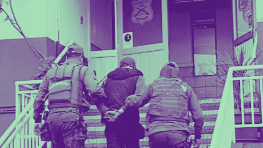 No te tengo miedo, te voy a matar: Hombre amenazó de muerte a carabineros a metros de comisaría de Los Ángeles, Carabineros