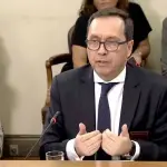 El director general de la PDI, Eduardo Cerna, expuso ante la Comisión de Seguridad sin detallar las razones de la salida de la subdirectora de Inteligencia., Captura