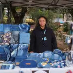 A sus más de 50 años, Jacqueline encontró en el reciclaje textil no solo una fuente de ingresos, sino una forma de demostrar que la creatividad no tiene edad., Diario La Tribuna