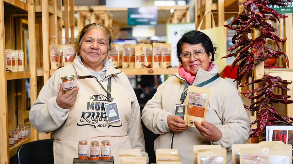 “Cooperativa Ají Merkén Catirai” y “Apícola San Agustín” de Santa Juana participarán en Ñam 2026, INDAP