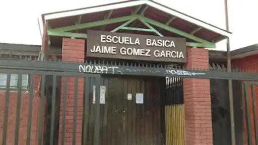 Estudiante de 13 años es apuñalado por compañero en escuela de Lo Prado: agresor tiene 12 años