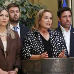 La parlamentaria destacó la importancia de avanzar en proyectos de ley orientados a fortalecer la convivencia escolar, con el objetivo de prevenir la violencia, proteger a las comunidades educativas y entregar mayor seguridad a estudiantes, profesores y familias.