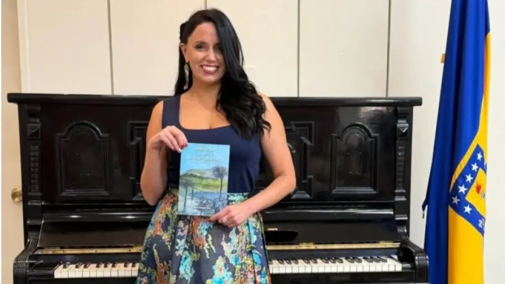 La invitación del libro es sentir que el volcán te susurra, el volcán te habla, sugirió la antropóloga., Diario La Tribuna