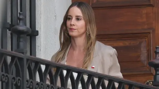 No nos mueven las encuestas: Mara Sedini responde a fuerte caída de 18 puntos en Cadem