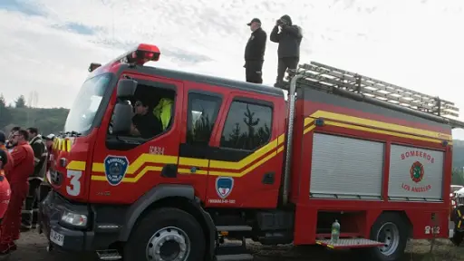 Dos compañías de Bomberos concurren a incendio de vivienda en sector Candelaria de Los Ángeles