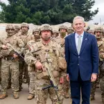 El Presidente durante su visita de marzo a la provincia de Arauco, en un recorrido que incluyó la unidad COP “Héroes de Arauco”, a la que regresará este domingo para la actividad conmemorativa., Prensa Presidencia 