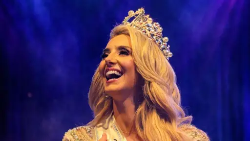 Mariane Kiss gana Miss Universo Los Ángeles y representará a la comuna en el certamen nacional