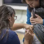 A la fecha, 463 mil 890 personas de los grupos priorizados han sido inmunizados en la region del Biobío, Seremi de Salud Biobío