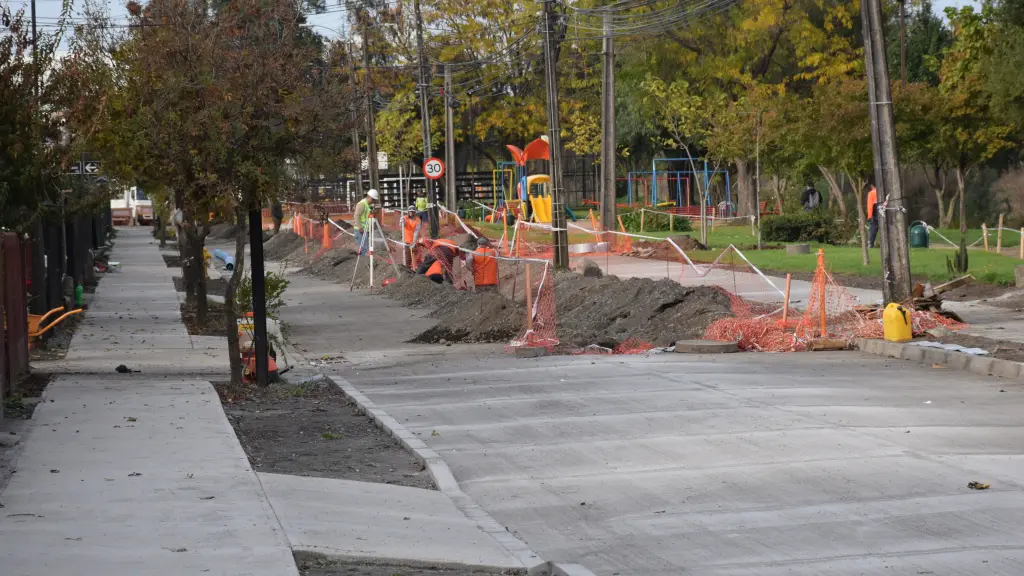 Avanzan trabajos viales / La Tribuna
