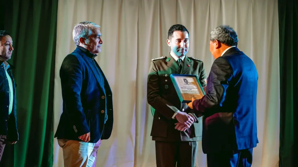 El alcalde Vladimir Fica Toledo destacó el rol fundamental que cumple la institución en la comuna.