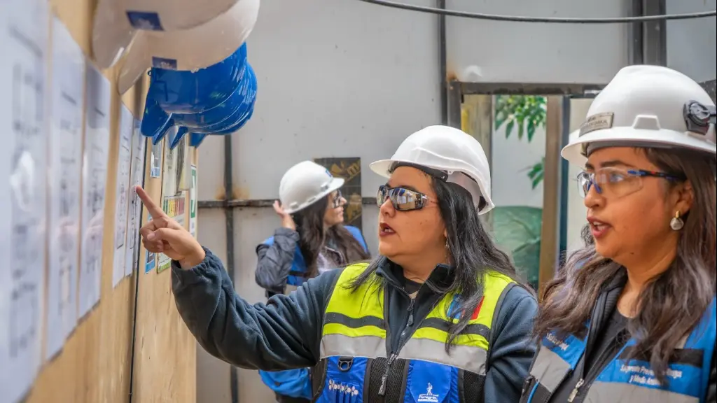 Supervisión del cumplimiento de protocolos clave en construcción por parte de la Autoridad Sanitaria, Seremi de Salud Biobío