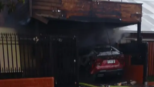 Incendio afecta a vivienda en Villa Galilea de Los Ángeles