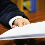 La nueva normativa moderniza el funcionamiento de notarios, conservadores y archiveros., La Tribuna