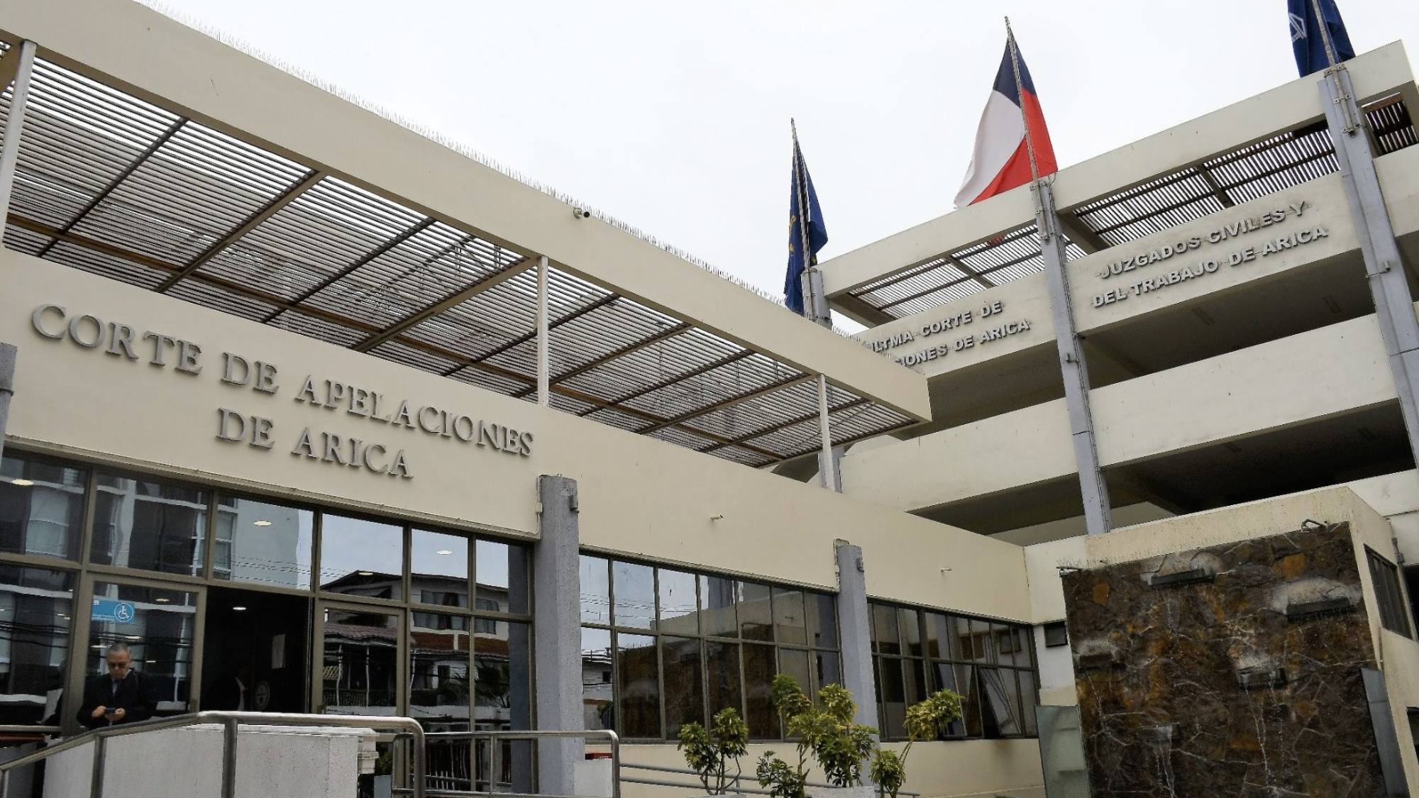 Corte de Arica frena cobro de deuda CAE por considerar improcedente amenaza de embargo