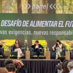 Walker enfatizó la oportunidad histórica de Chile para posicionarse como un país ecoalimentario, destacando que el sector ya cuenta con bases sólidas, como su clima y nivel técnico, para ofrecer productos con baja huella ambiental a los mercados internacionales.