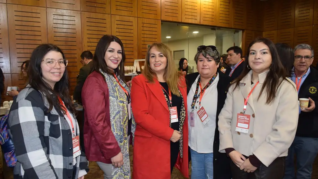 Javiera Balbontín, Pamela Escobar, Claudia Villalobos, Silvana Cifuentes y Carolina Gutiérrez.  | La Tribuna