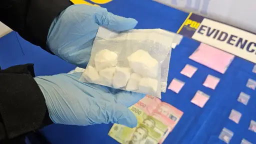 Arrestan a hombre por tráfico de drogas en Lebu: incautaron cocaína, éxtasis y ketamina