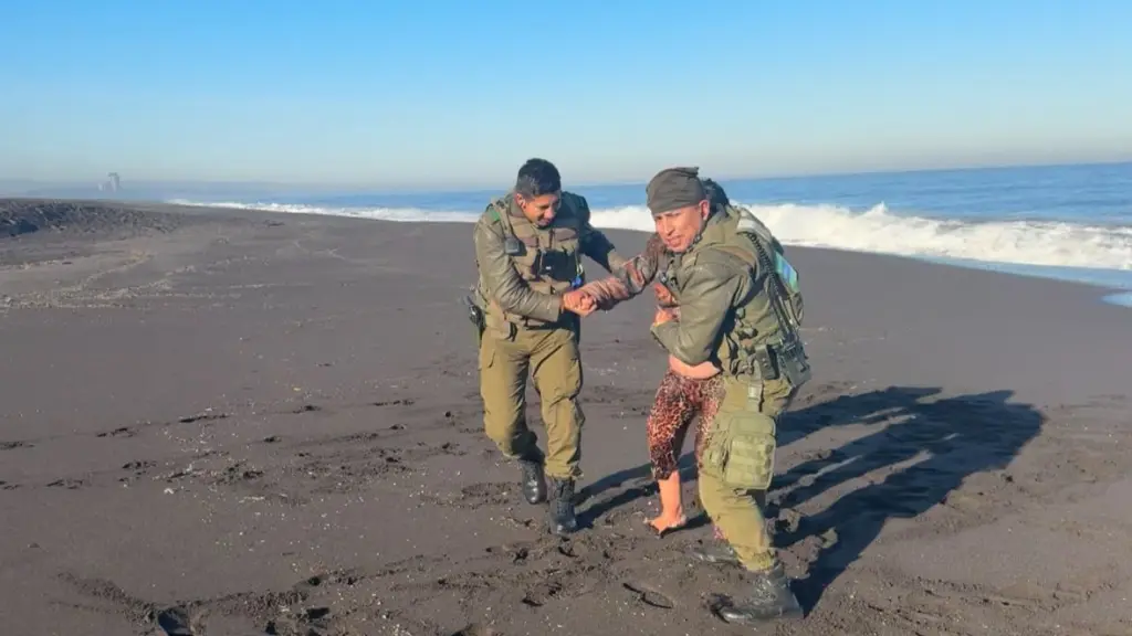 La víctima, fue asistida rápidamente por Carabineros y luego por personal médico , @CarabBioBio