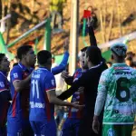 El partido terminó con las pulsaciones a mil, con tres expulsados en Iberia, La Tribuna