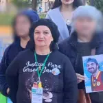 Yolanda Rodríguez estuvo acompañada por familiares y cercanos durante el discurso realizado este sábado en la Plaza de Armas de Los Ángeles., Cedida