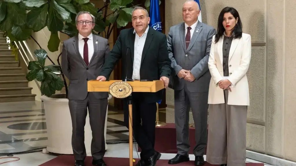 Integrantes de la Comisión de Vivienda del Senado, Senado
