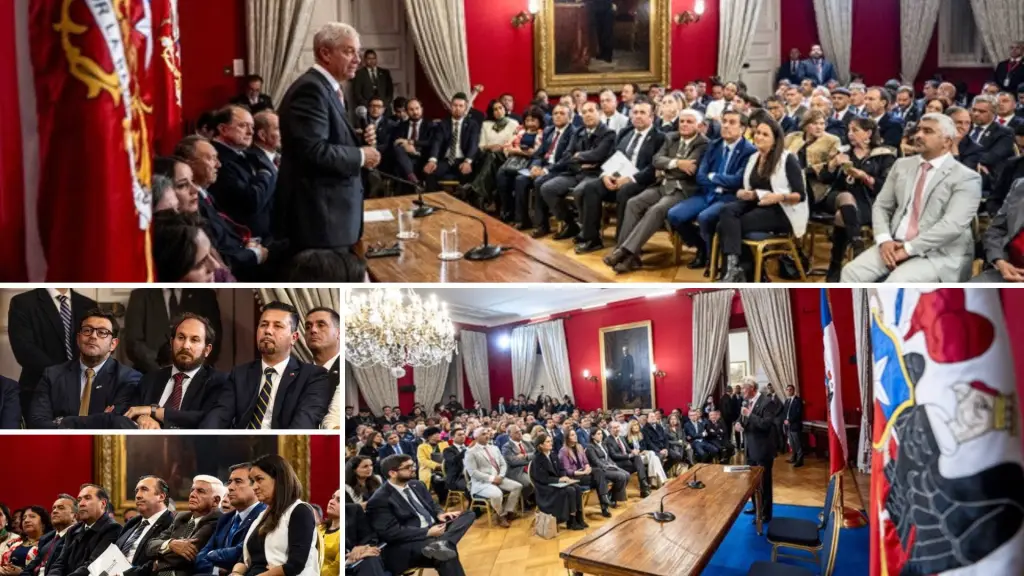 La reunión se desarrolló en el Palacio de La Moneda junto a alcaldes y alcaldesas de distintas comunas del país., Prensa
