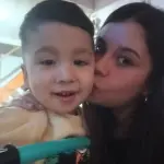 Javiera y su hijo (fotografía autorizada), Cedida
