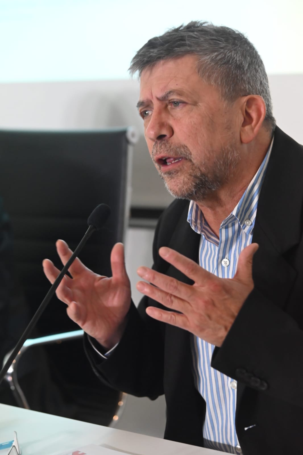 Arturo Orellana Ossandón, investigador y consultor senior en materias de gobernanza y planificación urbana y territorial, políticas públicas, desarrollo de instrumentos de medición de calidad de vida urbana y rural. / Diario La Tribuna