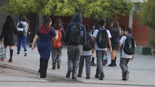 Crisis silenciosa en las aulas:  expulsiones al alza y reinserción en duda 