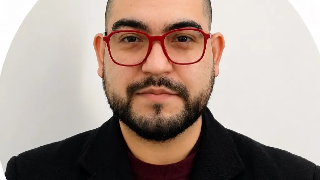 Juan Guzmán S., Cedida