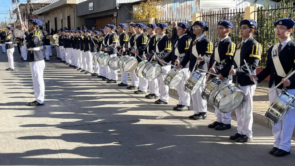 Brigadas escolares de Santa Bárbara juraron a la Bandera en emotiva ceremonia en la Plaza de Armas, Municipal
