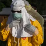 La OMS señaló que la cepa detectada, conocida como Bundibugyo, no tiene vacunas ni tratamientos aprobados. , baenegocios.com