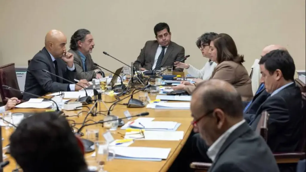 Debate en Cámara Alta., Senado